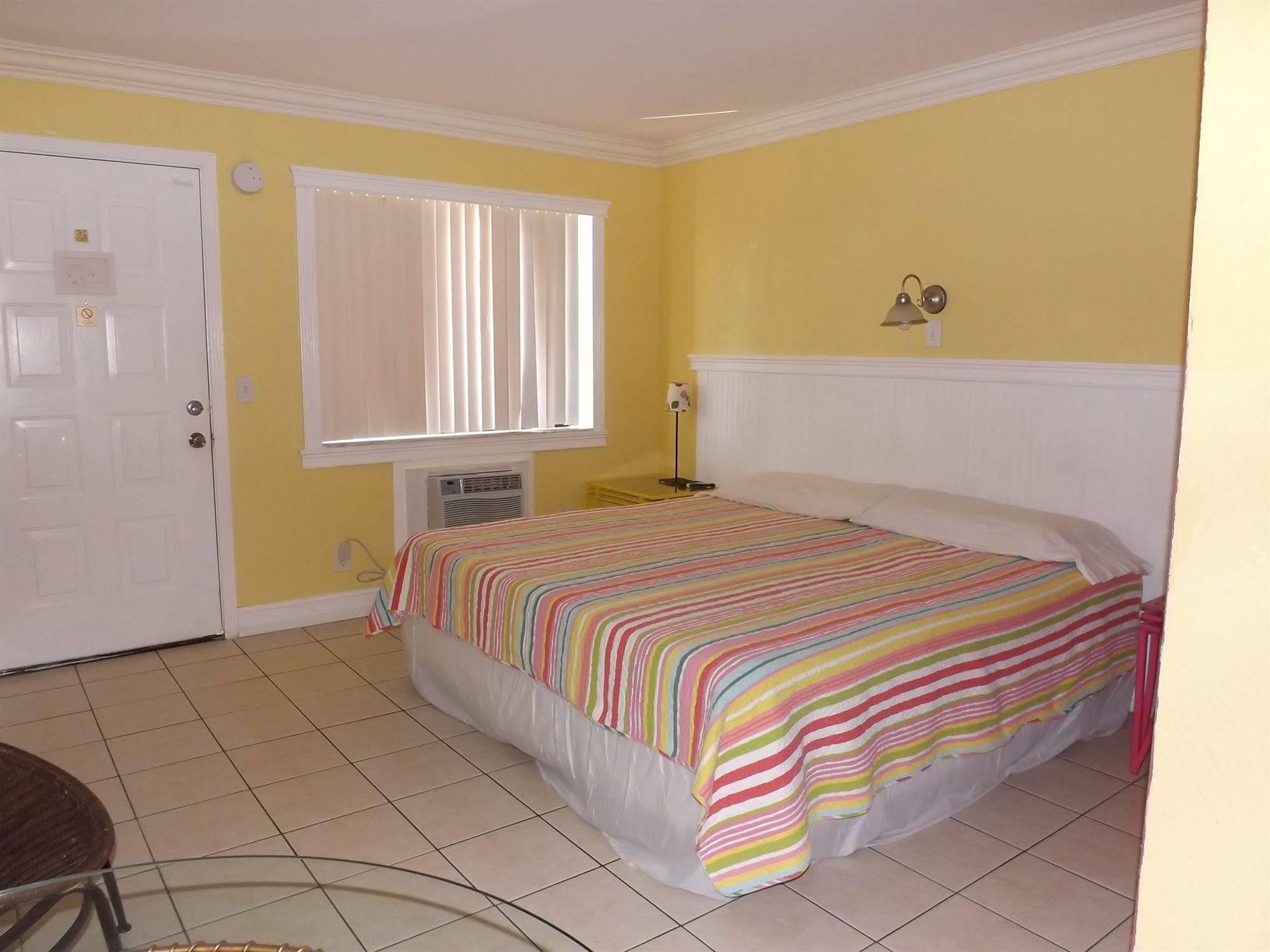 Lake Side Lodge Lake Worth Beach Luaran gambar